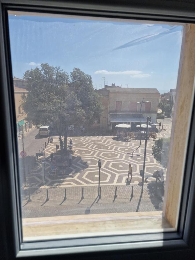 SantʼAntìoco Appartamento Nella Piazza Centrale, Con Terrazza מראה חיצוני תמונה